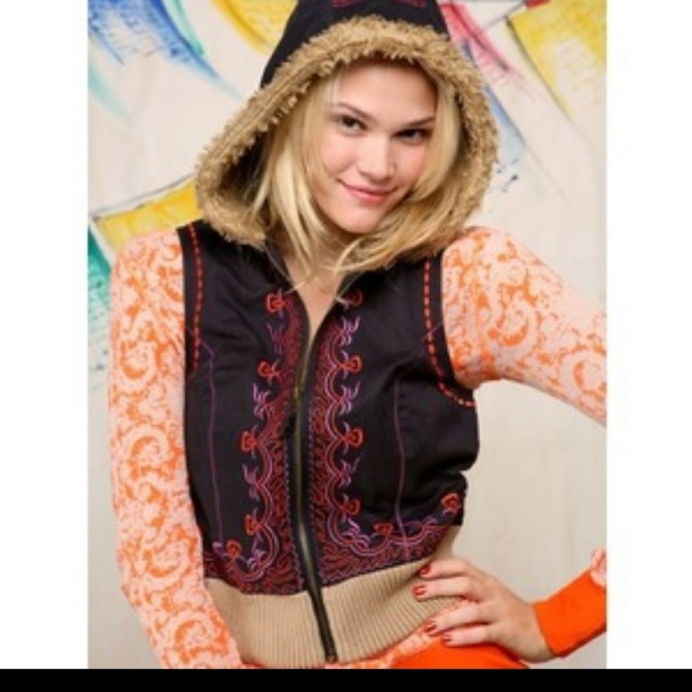 Free people vest